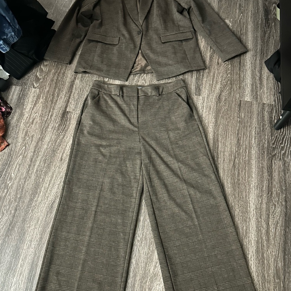 Vera Wang Brown Plaid Wide Leg Pantsuit